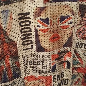 LONDON theme Top Juniors Plus